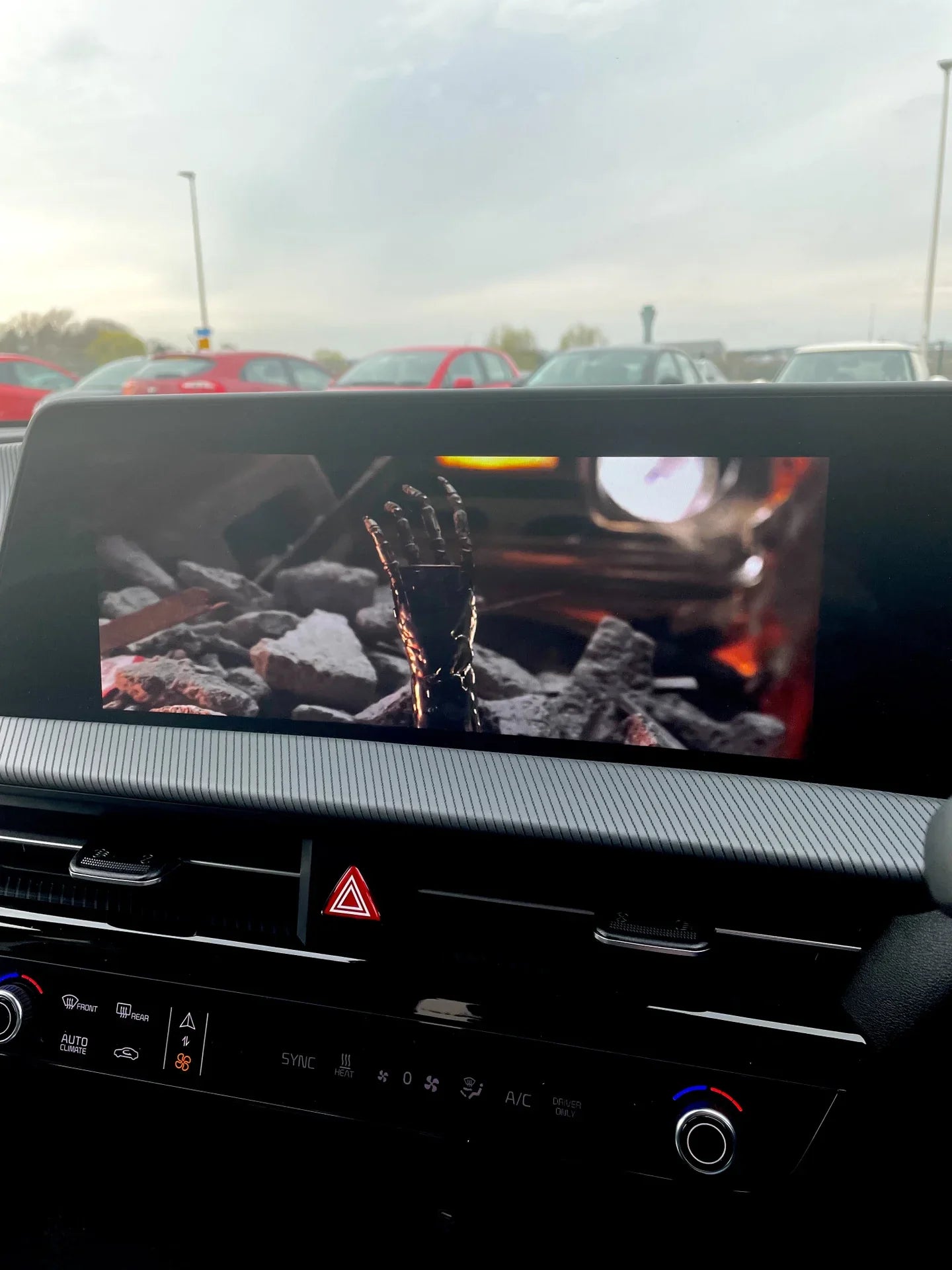 YouTube och Netflix AI-box för KIA